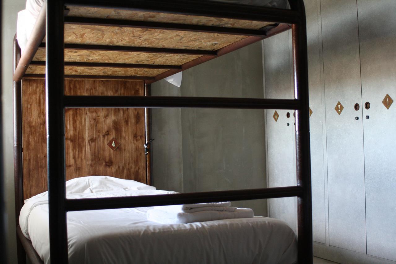 N1 Hostel Apartments And Suites Santarém Екстериор снимка