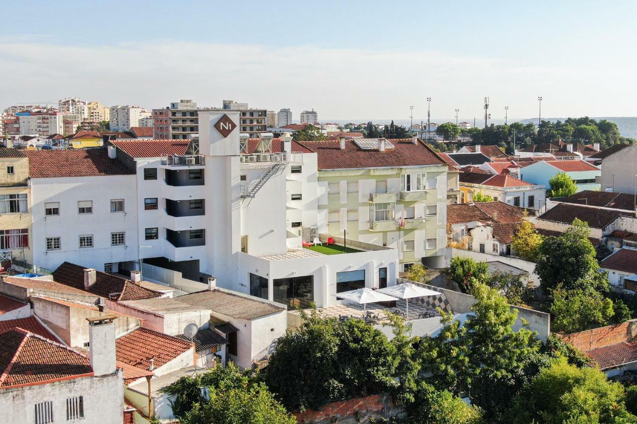 N1 Hostel Apartments And Suites Santarém Екстериор снимка