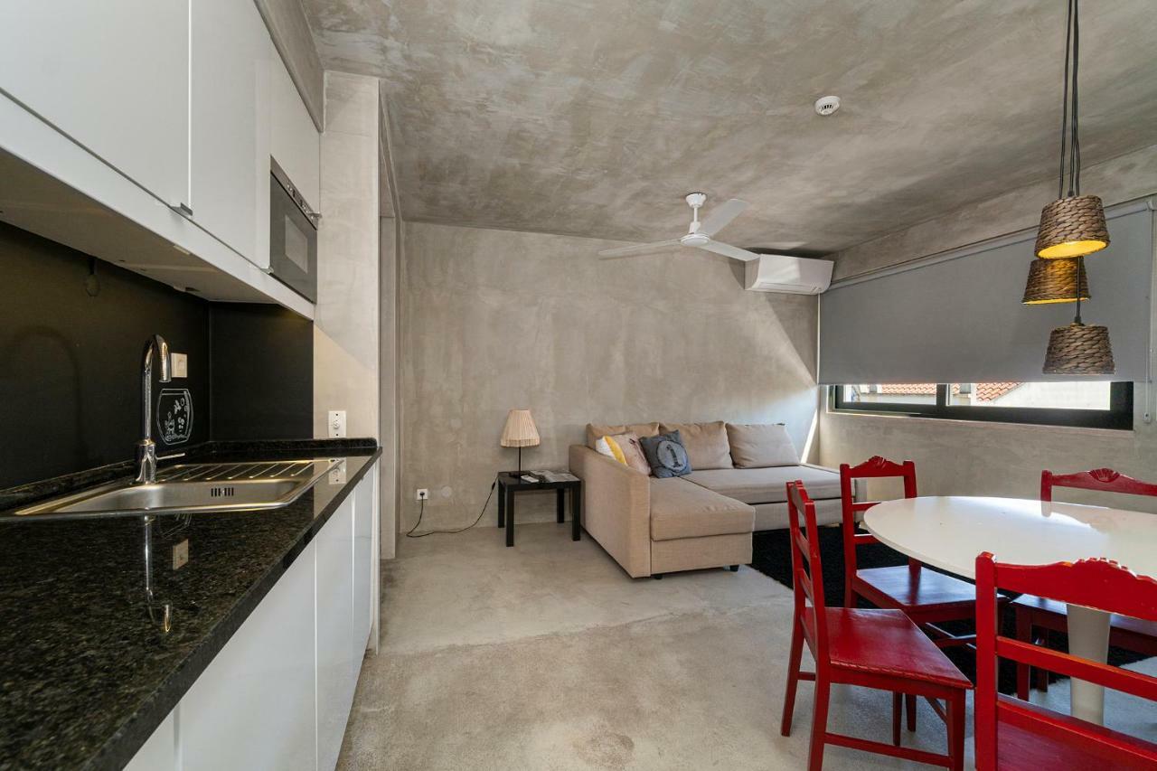 N1 Hostel Apartments And Suites Santarém Екстериор снимка