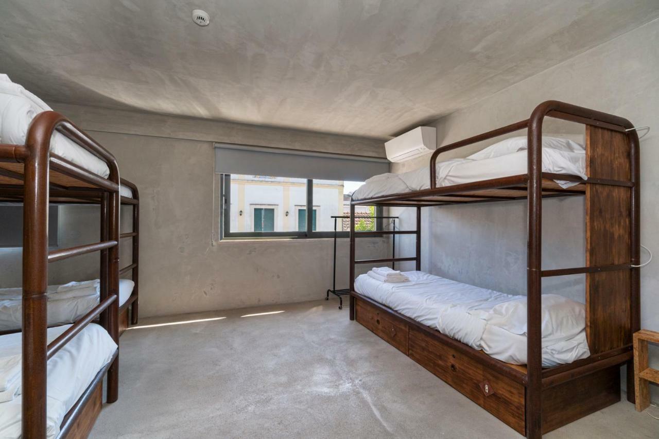N1 Hostel Apartments And Suites Santarém Екстериор снимка