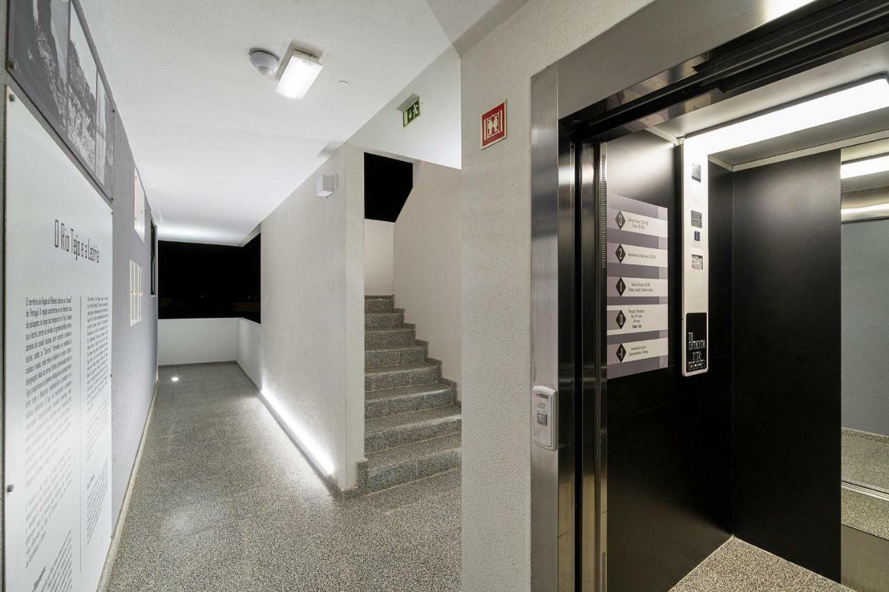 N1 Hostel Apartments And Suites Santarém Екстериор снимка